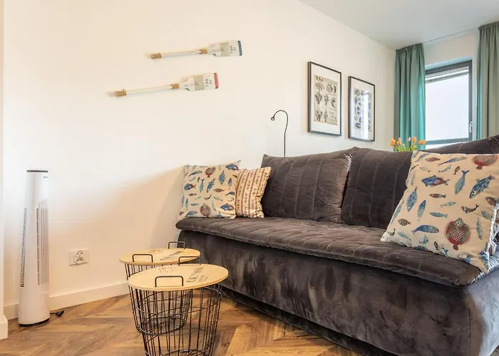 Blue Rose Mit Balkon Auf Usedom By Interhome Свиноуйсьце